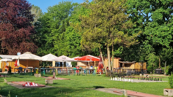 Minigolf- und Pit-Pat-Anlage